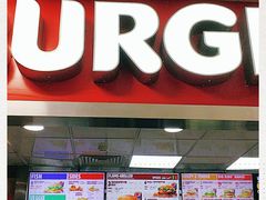 -班达拉奈克国际机场