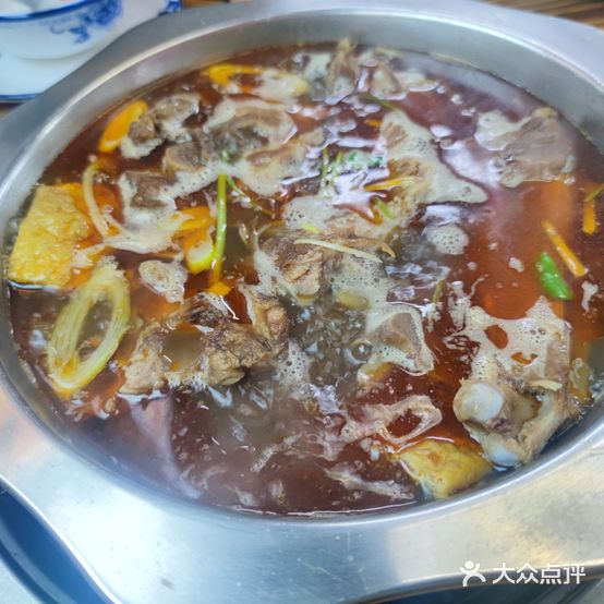 手撕大骨头(康乐新村店)