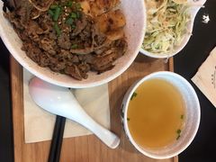 -熊吞·大碗丼烧肉饭(济宁万达广场店)