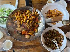 -老唐三下锅 ·张家界地标美食(溪布街店)