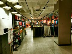 -五环Outlets(高新工厂店)