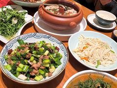 -老滇山寨•云南特色菜•地方菜•民族风情歌舞表演(金碧店)