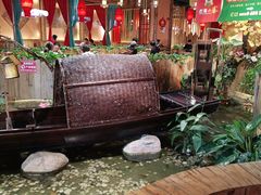 -老滇山寨•云南特色菜•地方菜•民族风情歌舞表演(金碧店)