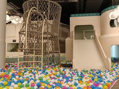 -涨巢·潮玩水疗局