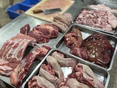 -标记美食新鲜猪杂(兴南大道店)