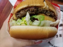 烟熏酱汉堡-FATBURGER 特富客汉堡(外交公寓店)