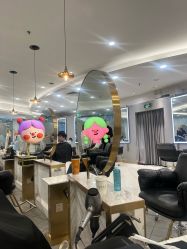 点击看大图 -八佰伴8008星级形象店