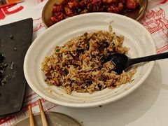 -肥肥虾庄·金牌油焖大虾(汉口城市广场店)