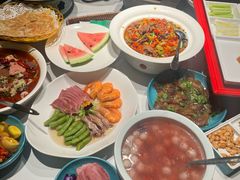 -荷塘秋月·本帮江浙菜(国权路店)