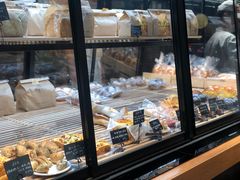 面包甜点陈列柜-酵種麦田(山师店)