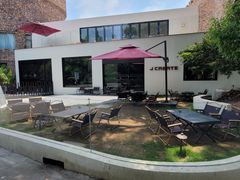 -J Create城市露营咖啡·简餐·宠物(上海动物园店)