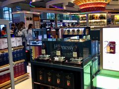 -中免(澳门机场免税店)