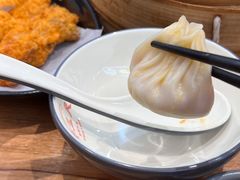 -馋三尺蟹粉小笼(人民广场店)