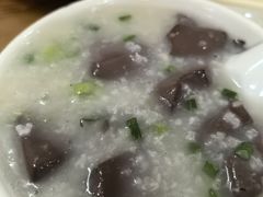 -洲心明记烧肉大粥(总店)