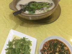 -天目湖刘老四农庄