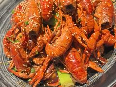 -肥肥虾庄·金牌油焖大虾(汉街SKP店)