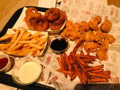 -The Habit Burger Grill 哈比特汉堡(复兴soho店)