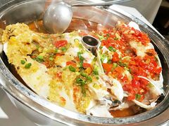 双色鱼头-老湘亲·品鉴湘菜(湖里店)