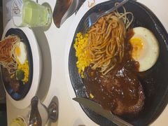 -汤姆家的牛排意面披萨(融创茂店)