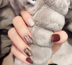 -Pink You美甲美睫纹绣定制中心