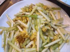 韭黄炒蛋-弓虽昌焖烧鸡(大竹林店)