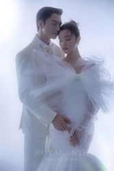 点击看大图 -挪娅婚纱摄影皇家会所