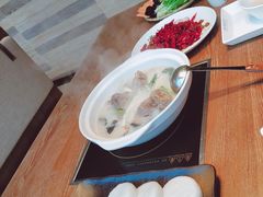 -拾味馆·浓鲜骨汤(光谷天地店)