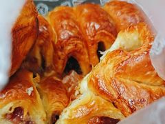 -昆明冠生园·蛋糕·面包(朗悦湾店)