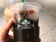 -星巴克臻选(国贸商城首店)