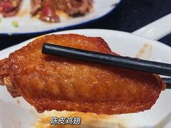 -何妹湿辣牛肉·粤式烧烤砂煲(桂雅路店)