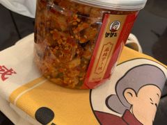 麻辣萝卜块-鑫记婆婆兔·成都特产·兔头手撕兔(太古里店)