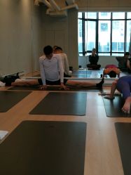 -无界瑜伽普拉提