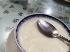 -俊丽双皮奶甜品店