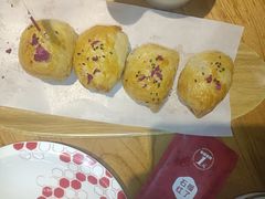 -石榴红了·非遗酥皮烤包子·新疆菜(瑞豪店)