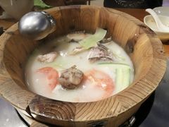 -鱼遇木桶斑鱼火锅(塔湾店)