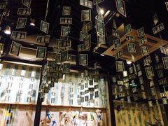 -猫的天空之城概念书店(杭州南宋御街店)