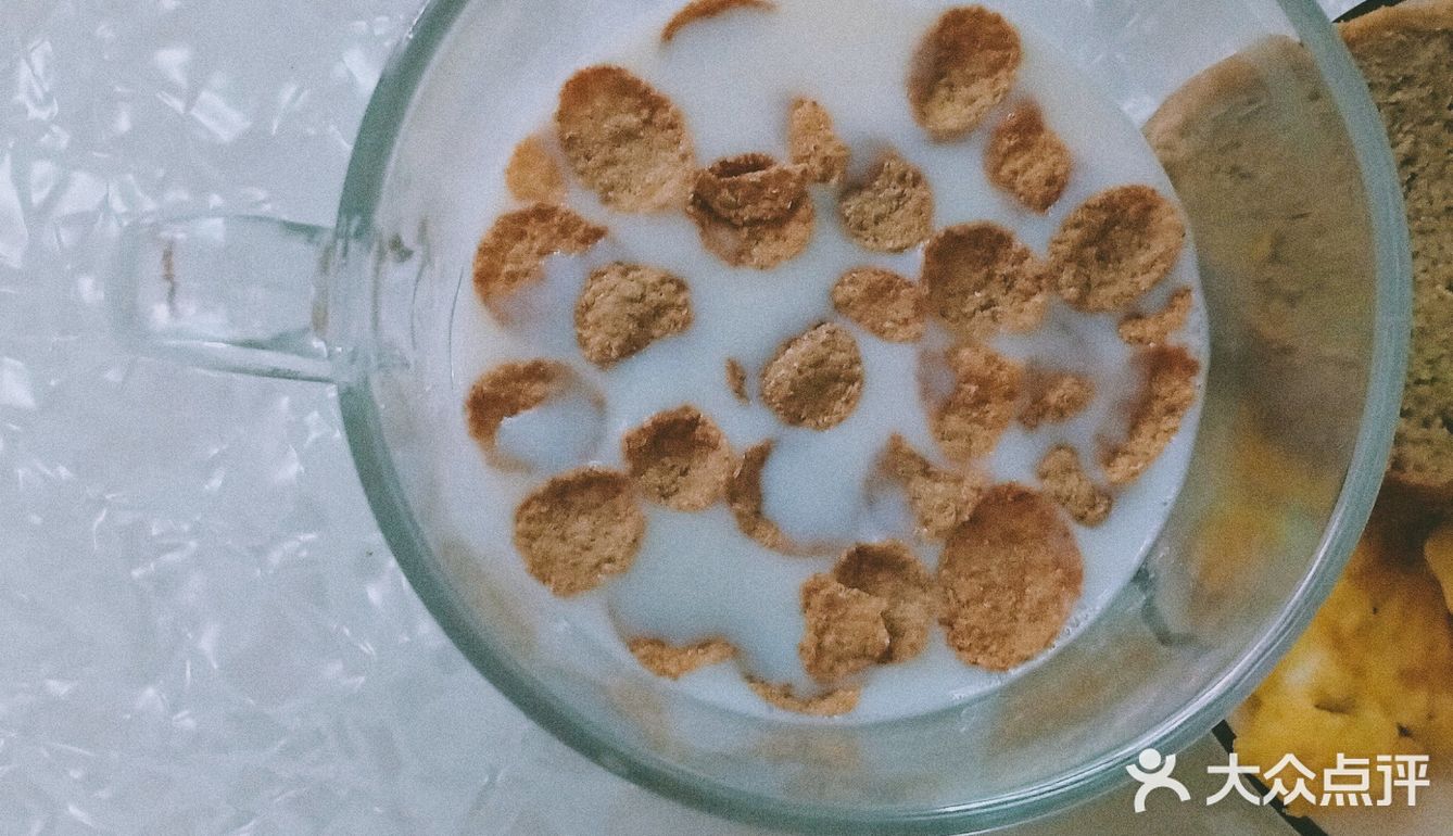 今日份早餐~我一般都是早上随手拿到啥吃啥