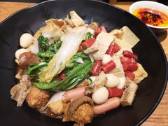 -万记麻辣烫国展总店