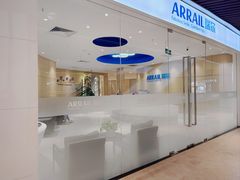 -瑞尔齿科(上海长风大悦城店)