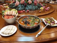 酸汤鱼-亮欢寨(凯里总店)