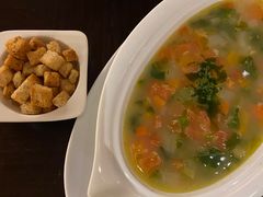 -卡佩罗意大利餐厅及酒吧Al Cappello Trattoria