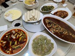 -月圆霖特色农家乐