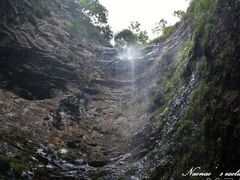 -雁荡山三折瀑景区