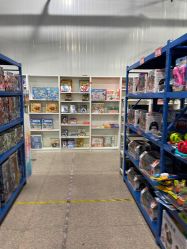 -逝水玩具折扣店