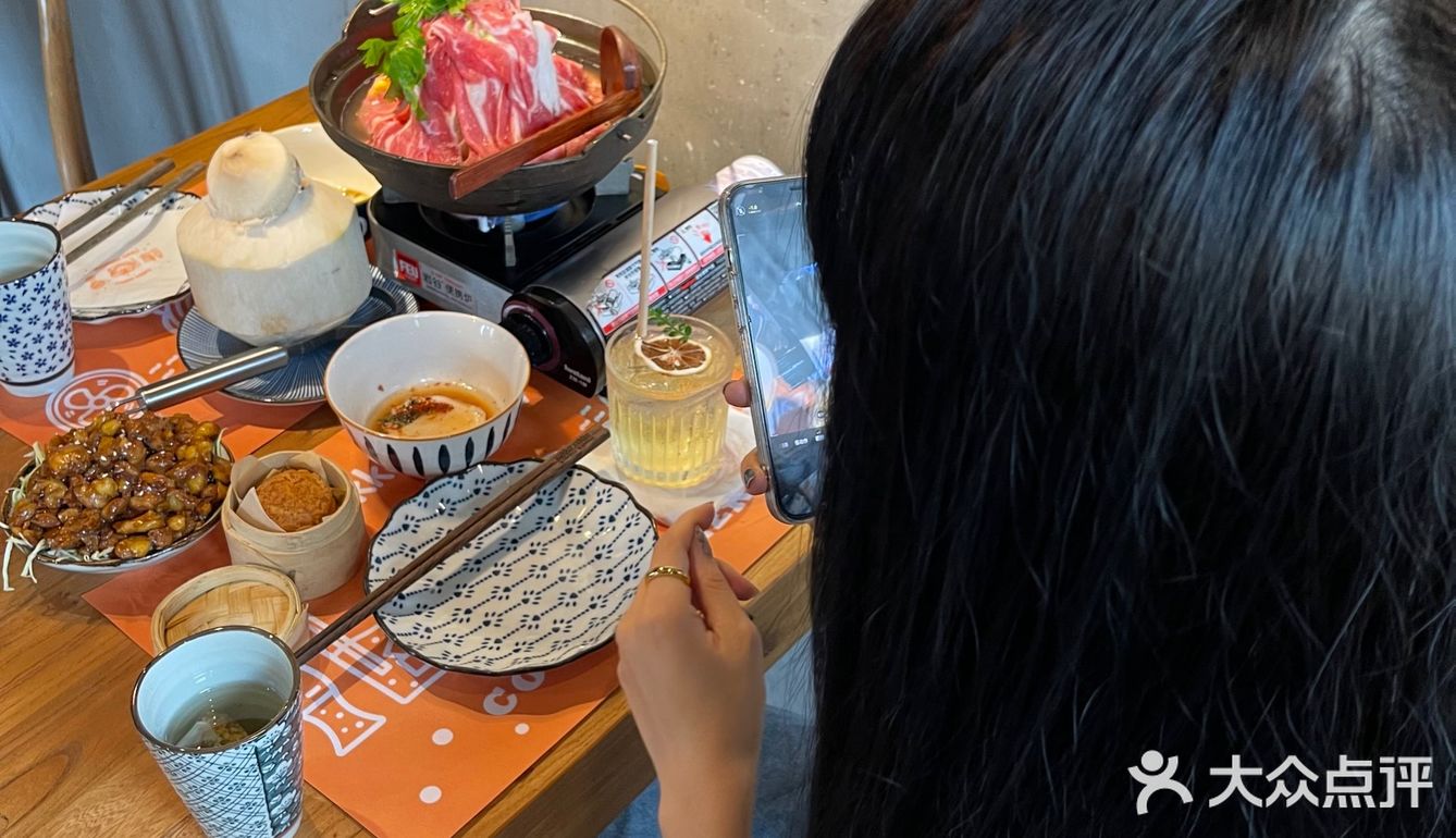 夏天都想吃个小火锅