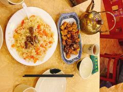 -维吾尔餐厅(宜山路店)