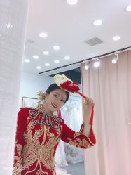 -曼青婚纱礼服馆