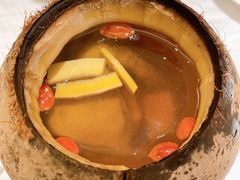原只椰皇虫草花炖老鸽汤-十二粤味·顺德菜·烧鹅点心(五四广场店)