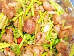 石锅烧肥肠-情妹耙泥鳅·江湖川菜(科华店)