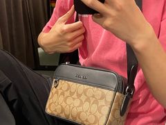 -COACH蔻驰(华润万象城店)